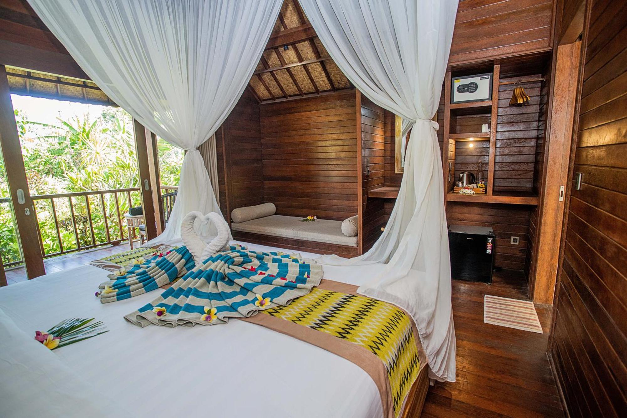 The Parnas Hotel Nusa Lembongan Exterior foto