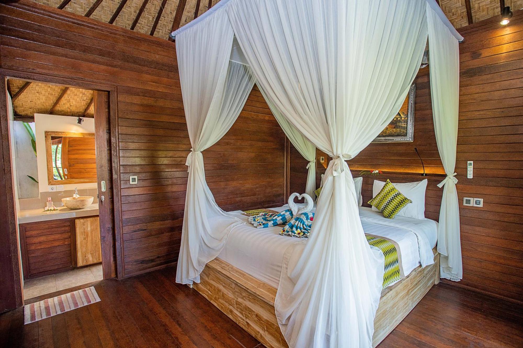 The Parnas Hotel Nusa Lembongan Exterior foto